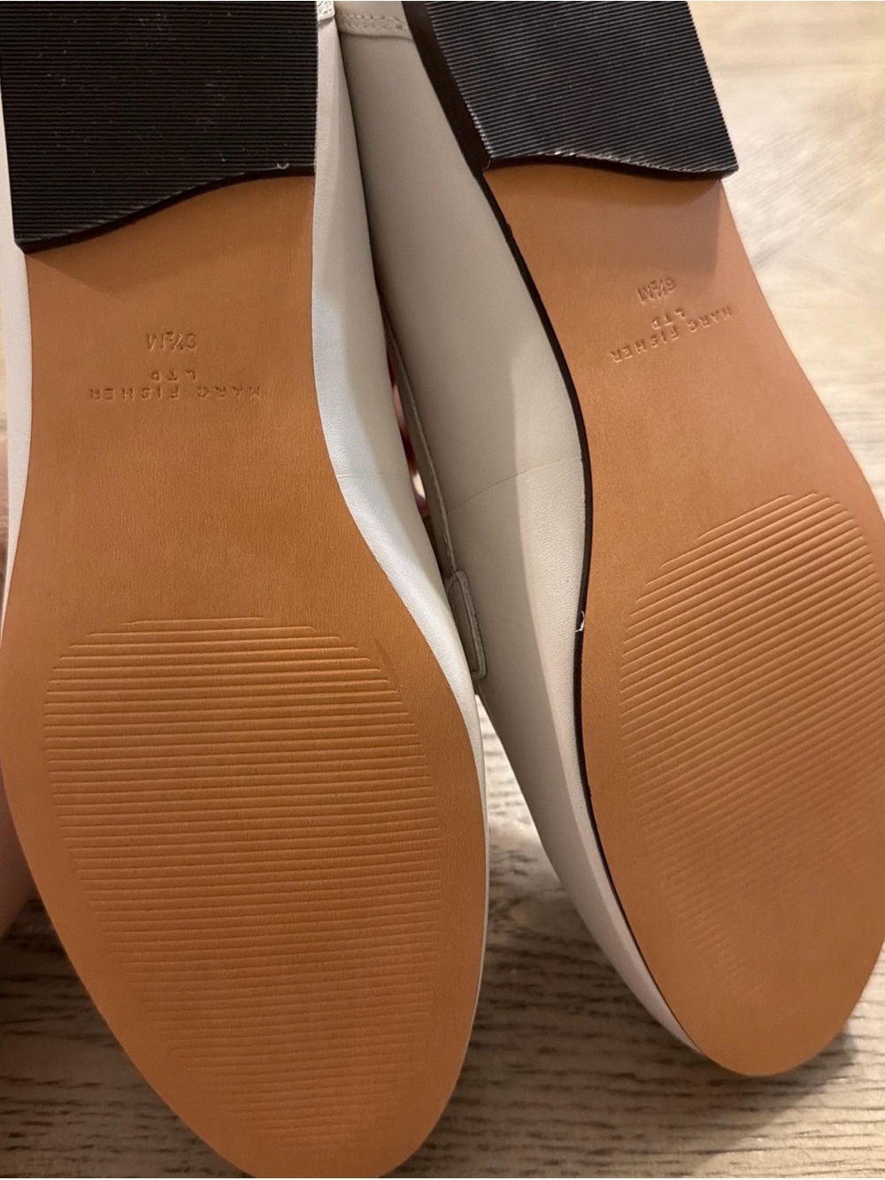 NEW WOMENS MARC FISHER BEIGE LOAFER SLIP-ON SHOE SIZE 6.5 - Picture 4 of 4